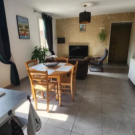 Apartment Le 5 Houdanais *